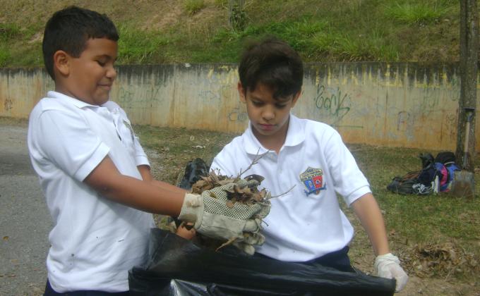 Scouts por la Vida y la Paz