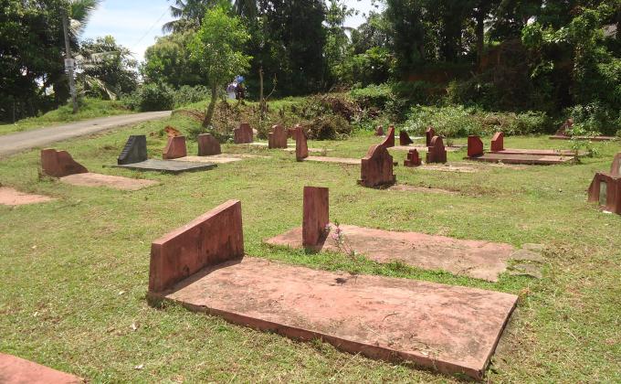Cleaning project of MOLLIGODAWATTE public cemetery 