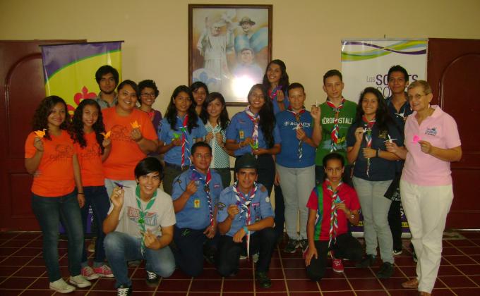 1,000 GRULLAS DE ORIGAMI POR LA PAZ