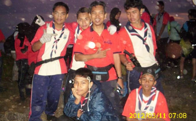 EKSPEDISI MENDAKI GUNUNG LEDANG I 