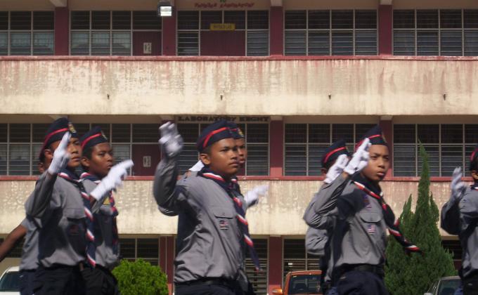 PERTANDINGAN KAWAD KAKI BADAN BERUNIFORM PERINGKAT SEKOLAH SMK TG DATUK