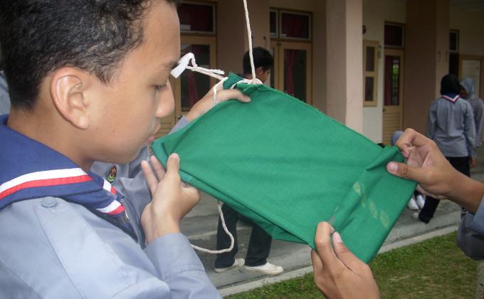 ISTIADAT MENGIBARKAN BENDERA SEMPENA HARI BADEN POWELL