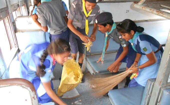 SPEACIAL CLEANLINESS DRIVE AT RAMPURHAT STATION