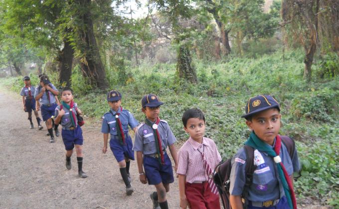 the hospiyal group asansol district cub`s are going to trail from hospital group to barlington 