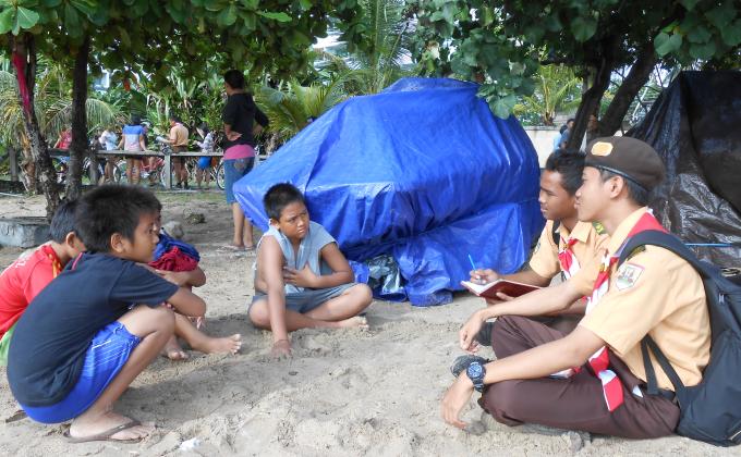 Sharing About Global Warming with Childs in Sanur Beach