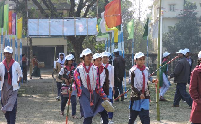 "রোভার সেবাই নিয়োজিত" "সমাজ উন্নয়ন কাজ করে থাকেন রোভার স্কাউটস"।