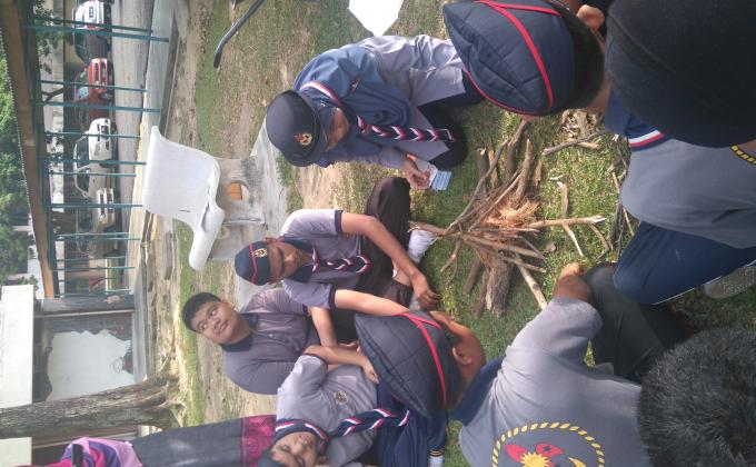 Latihan menghidupkan api