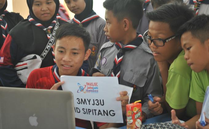 KEMERIAHAN JOTA JOTI 9M4SJSC SMK SINDUMIN