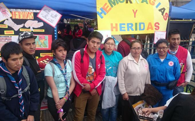 feria de los primeros auxilios y lavado de manos