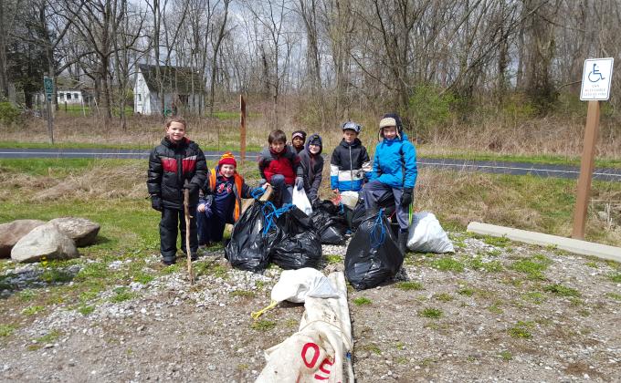 Hoover Reservoir Hiking Path Clean up