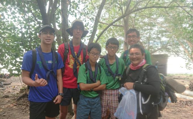 Soaring Eagles ICCS Beach Clean-up 2018