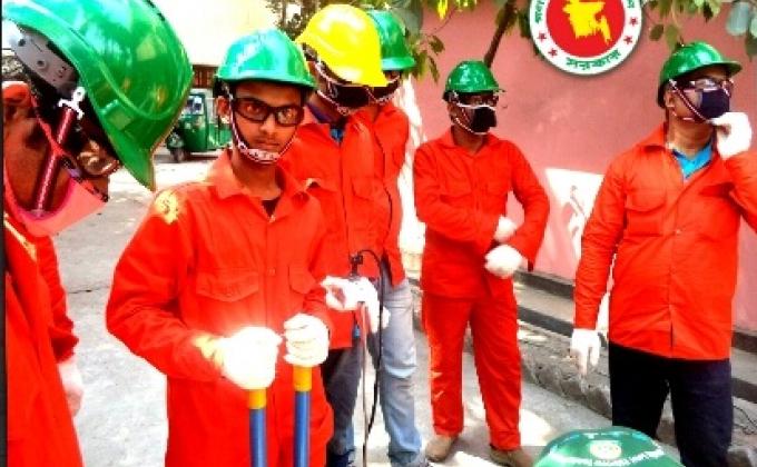 অগ্নিনির্বাপন,অগ্নি প্রতিরোধ, উদ্ধার ও প্রাথমিক চিকিৎসা বিষয়ক কোর্স.