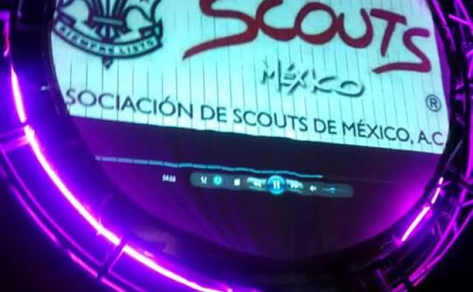 Servicio en concierto del grupo retro