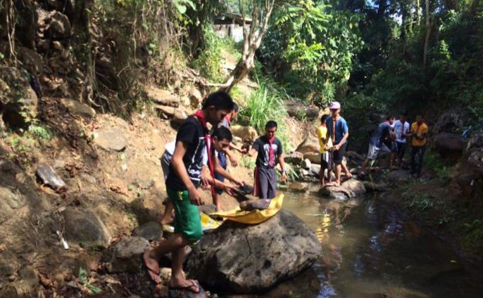 Stagnant in water/pollution