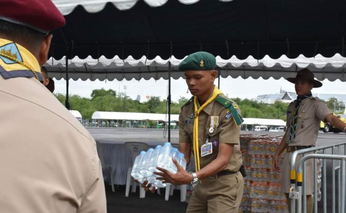 บริการประชาชนเนื่องในงานเฉลิมพระชนมพรรษา สมเด็จพระนางเจ้า พระบรมราชินีนาถในรัชกาลที่ 9 