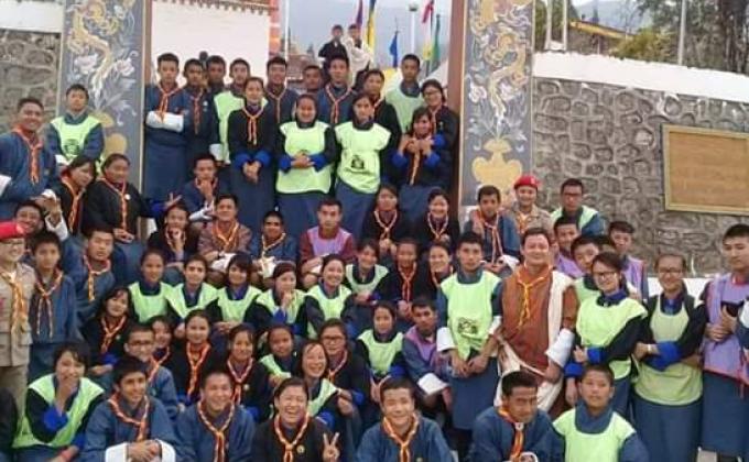 Volunteer during Tsirang tshechu festival.
