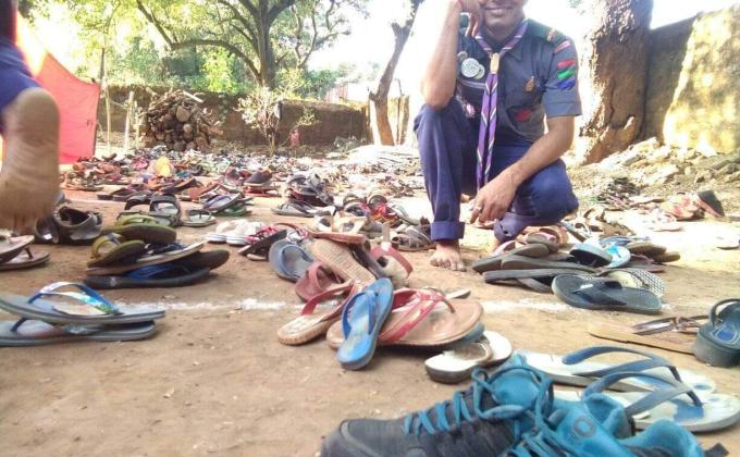  FREE SHOES STAND SERVICE 2017