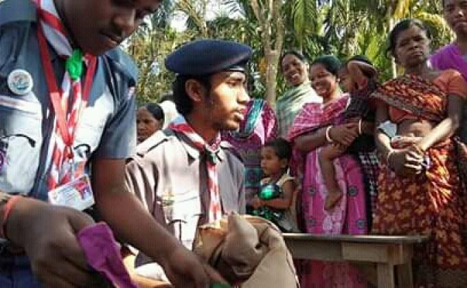 Reusable warm clothes Distribution