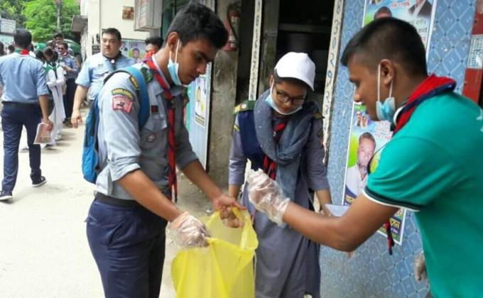 ডেঙ্গু সচেতনতায় রোভারদের কর্মসূচি   