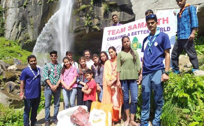 प्लास्टिक हटाओ अभियान।