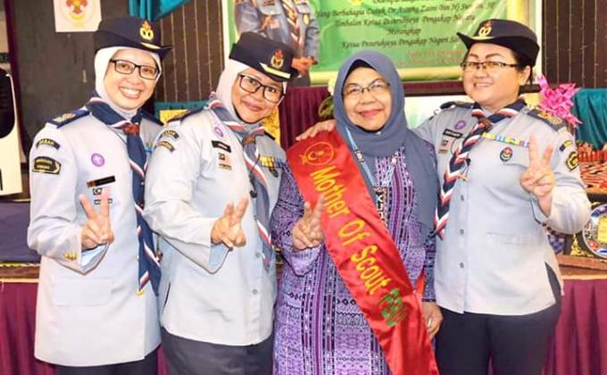 ANUGERAH "MOTHER OF SCOUT" BAHAGIAN PANTAI BARAT UTARA SABAH