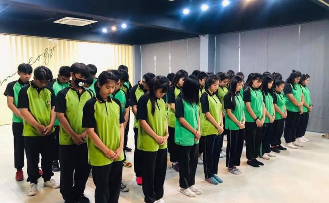 พิธีไว้อาลัยแก่ผู้ที่เสียชีวิตที่จังหวัดโคราช