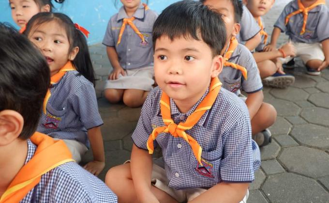 ฝึกเข้าระเบียบแถว