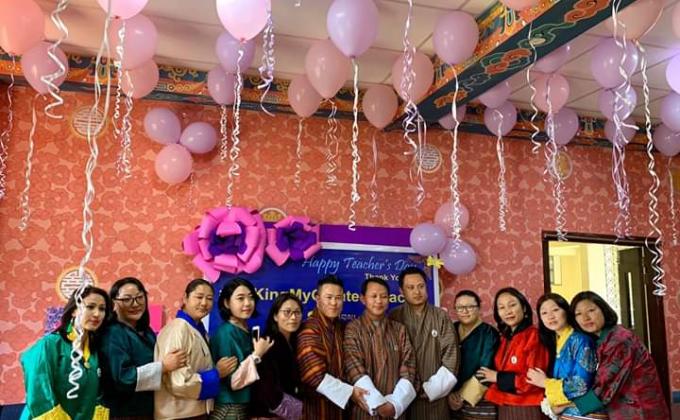 Education in emergency first face