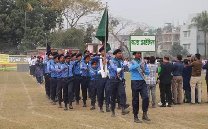 ক্যান্টনমেন্ট পাবলিক স্কুল ও কলেজ মোমেনশাহী তে cpscm স্কাউট গ্রুপের মার্চপাস্ট 