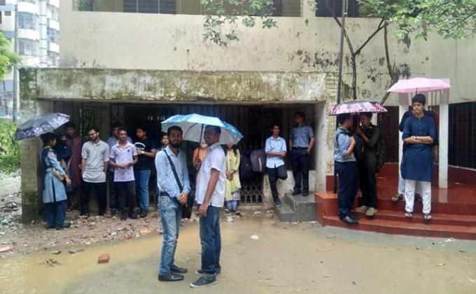 সপ্তাহিক ক্রু মিটিং