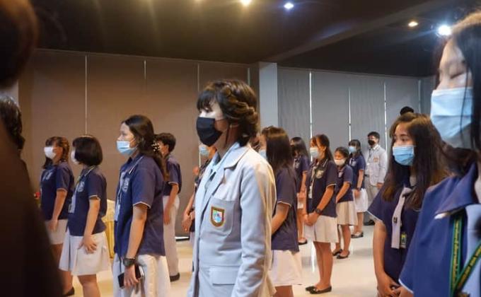 รับเกียรติบัตร คิวเรียนภาษาอังกฤษ