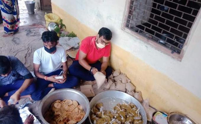 Food Packets Preparation 