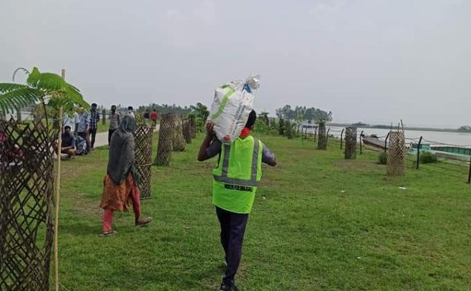 Helping the Flood Victims