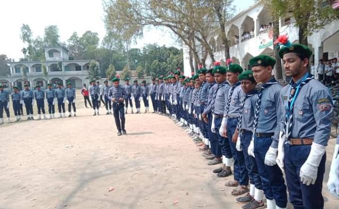 সাপ্তাহিক ট্রুপ মিটিং