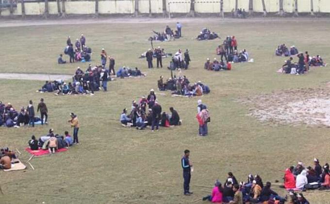 হাইকিং।