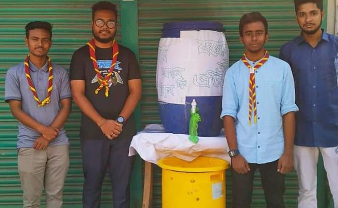 হাত ধোয়া এবং স্যানিটাইজেশন করার স্ট্যান্ড তৈরি