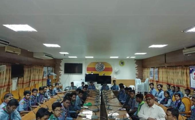 Scout Briefing on Traffic laws, signs & signals.