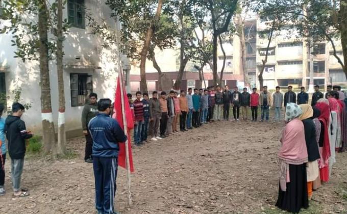 নবাগত / সহচর পর্যায়ের রোভারদের দিক্ষার পূর্ব প্রস্তুতির জন্য আজকের ডে ক্যাম্প হয়। 