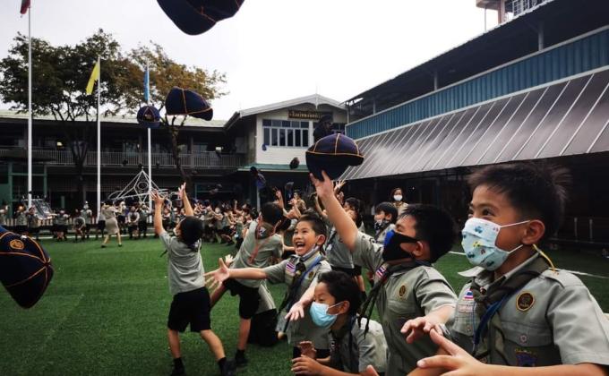 เปิดกอง