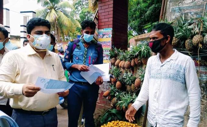 করোনা ভাইরাস জনসচেতনায় সাবান, মাস্ক বিতরণ 