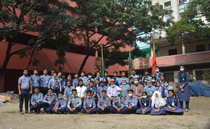 গ্রুপ ক্যাম্প