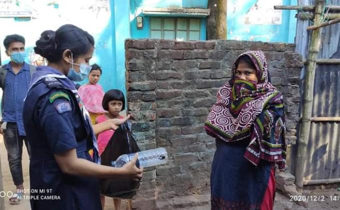 "প্লাষ্টিক টাইড টার্নার চ্যালেঞ্জ ব্যাজ''

