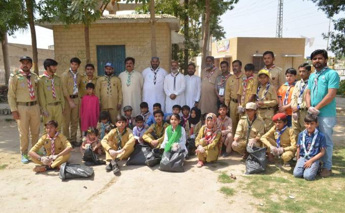 Clean And Green Pakistan Scouts Activities Plastic tide turners & Messenger of Peace & Tree plantation