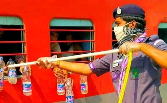 FOOD DISTRIBUTION SERVICE during COVID-19 by ECR/DHANBAD