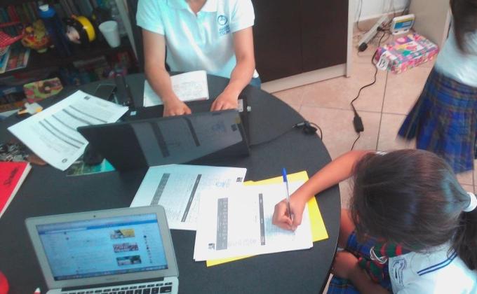 Reciclando y ayudando (apoyo a la campaña de AMANAC Colima)