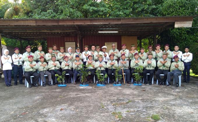 PPNBD MERAIKAN ULANG TAHUN KE-5 SAMBUTAN HARI MENANAM POKOK PPNBD