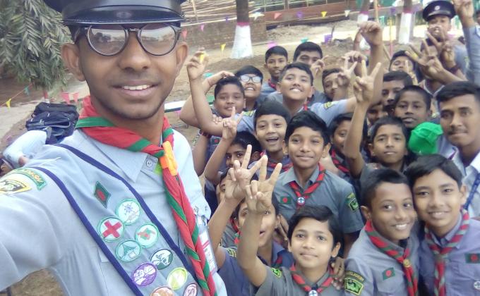 ট্রাফিক আইন অনুযায়ী মানুষের জীবন জাপন পরিচালনা