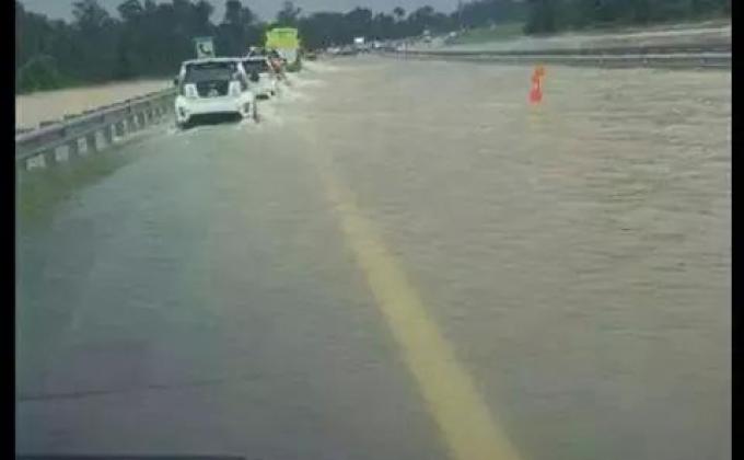 Sukarelawan Banjir