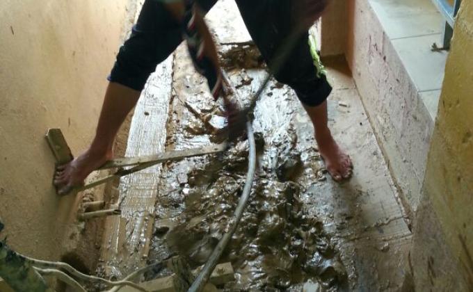 Scout volunteers for flooded victim