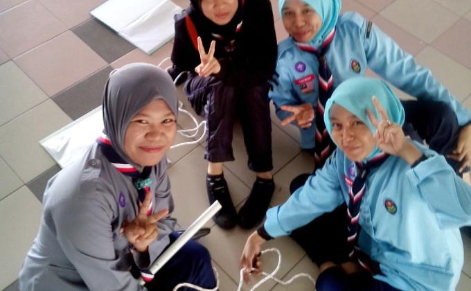 kem lencana keahlian pengakap udara D 